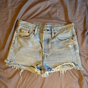 Levi’s shorts